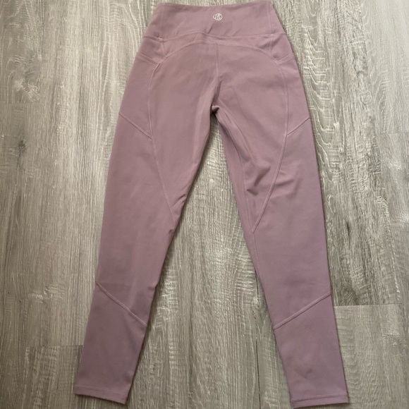 TILYOUCOLLAPSE Heart Booty Leggings - Picture 3 of 4